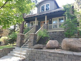 2379 NW Labiche Ln in Bend, OR - Building Photo