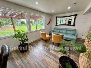 10 Penny Ave in Greer, SC - Building Photo - Building Photo