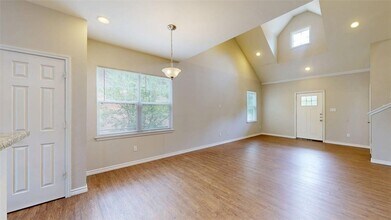 609 Peyton St, Unit R26-06D in College Station, TX - Building Photo - Building Photo