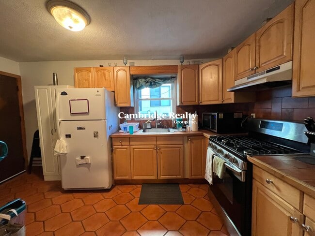30 Murdock St, Unit 1A