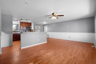 11515 Springford Ct in Bridgeton, MO - Foto de edificio - Building Photo