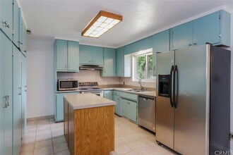 2143 E Olive Ave in Merced, CA - Building Photo - Building Photo