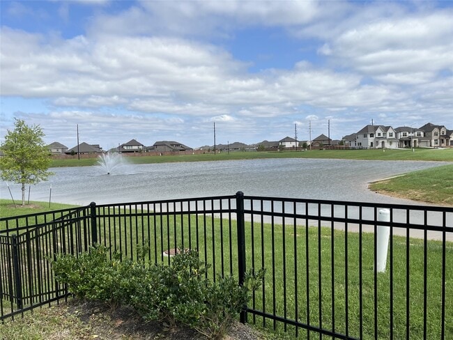 property at 2944 Cordova Hl Dr