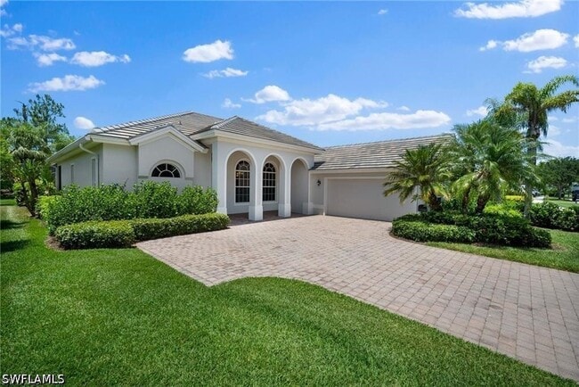 8884 Mustang Island Cir in Naples, FL - Building Photo - Building Photo