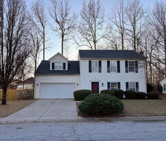 6 Brookhaven Way in Simpsonville, SC - Building Photo