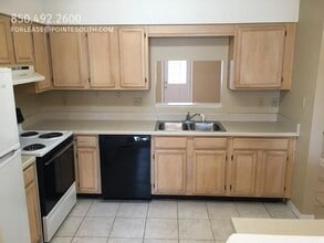 413 Waterway Ln in Fort Walton Beach, FL - Building Photo - Building Photo