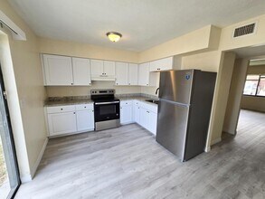 1215 Alabama Ave in Daytona Beach, FL - Building Photo - Building Photo