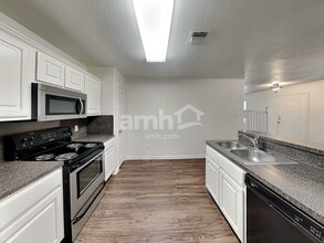 28914 Red River Loop in Spring, TX - Building Photo - Building Photo