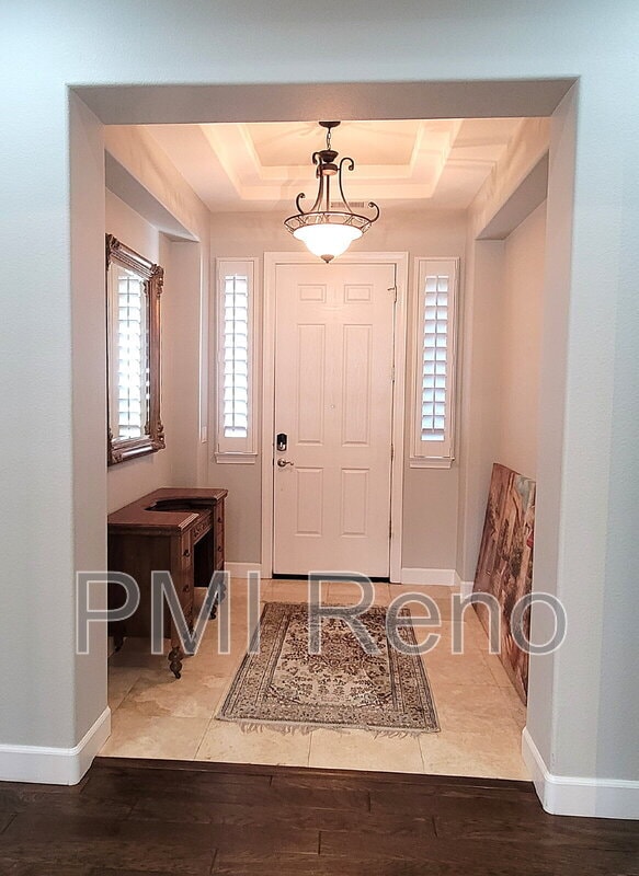 5815 Slate Dr in Reno, NV - Building Photo - Building Photo