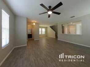 2076 Bent Grass Ave in Ocoee, FL - Building Photo - Building Photo