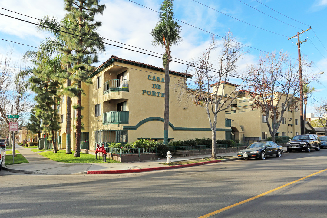 Casa De Porter in Santa Ana, CA - Foto de edificio