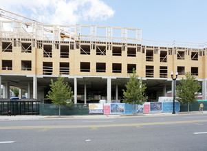 Trafalgar Flats in Arlington, VA - Building Photo - Building Photo