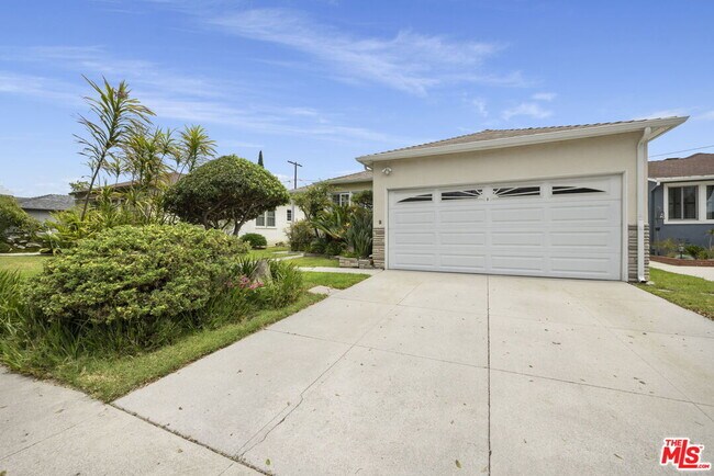 5206 Emporia Ave in Culver City, CA - Building Photo - Building Photo