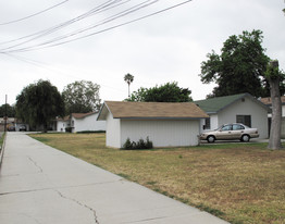 5325-5329 1/2 Golden West Apartments