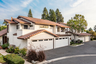 2762 Longwood Ct in Costa Mesa, CA - Foto de edificio - Building Photo