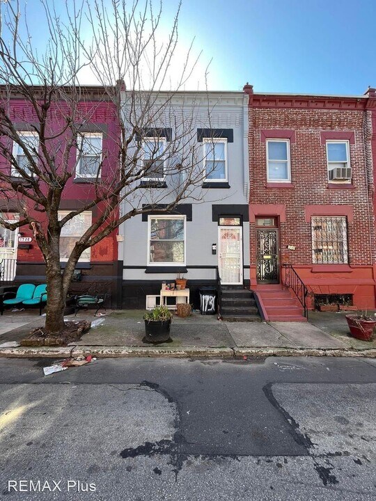 1730 Edgley St Photo