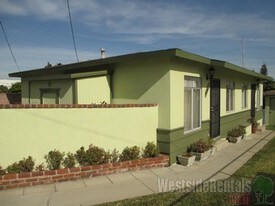 14516 Condon Ave, Unit 14516 1 half in Lawndale, CA - Building Photo