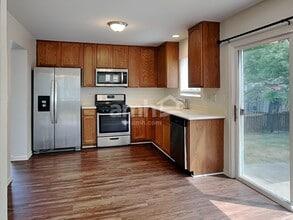 1828 Ness Way in Montgomery, IL - Building Photo - Building Photo