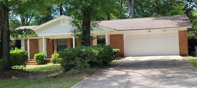 property at 754 Silver Maple Dr