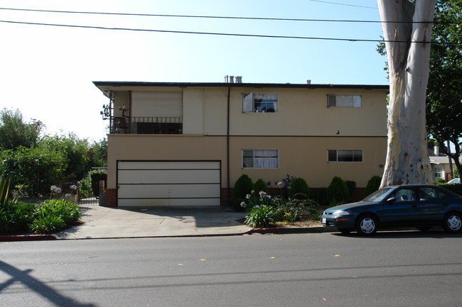 815 Burlingame Ave in Burlingame, CA - Building Photo - Building Photo