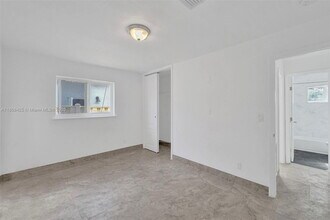 2906 Madison St in Hollywood, FL - Building Photo - Building Photo