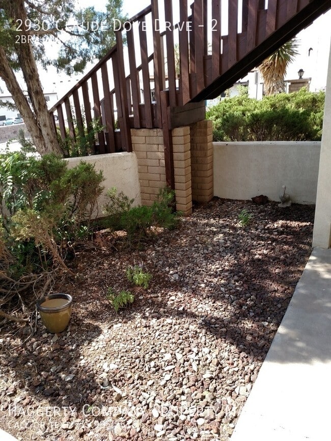 2930 Claude Dove Dr in Las Cruces, NM - Building Photo - Building Photo