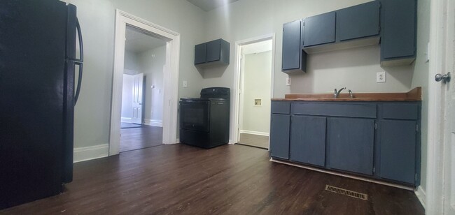 property at 125 S Highland St