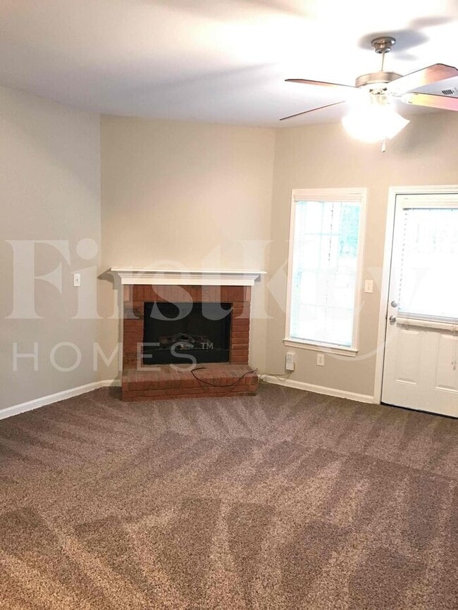 10136 Benton Woods Dr in Covington, GA - Building Photo - Building Photo