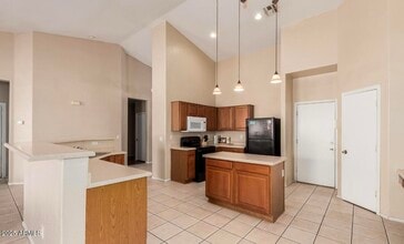 13014 W Surrey Ave in El Mirage, AZ - Building Photo - Building Photo