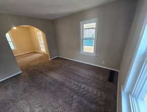 4503 16th Ave in Rock Island, IL - Building Photo - Building Photo