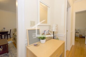 1336 Commonwealth Ave in Boston, MA - Building Photo - Building Photo