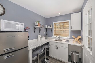 1215 Wimbee Dr in Charleston, SC - Building Photo - Building Photo