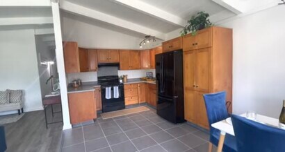 45-185 Lilipuna Rd, Unit B- Front in Kaneohe, HI - Building Photo - Building Photo