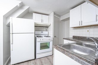 25 Harrison Ave in Rensselaer, NY - Building Photo - Building Photo