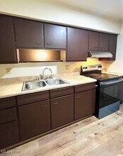 430 Canton Rd in Wintersville, OH - Building Photo - Building Photo