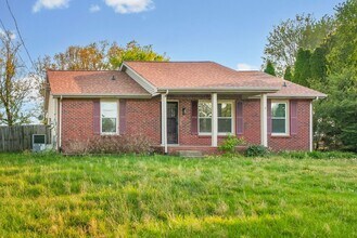 194 Bob White Dr in Clarksville, TN - Building Photo - Building Photo