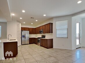 17027 W Echo Ln in Waddell, AZ - Building Photo - Building Photo