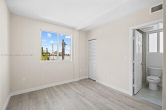 7815 NW 4th Ave in Miami, FL - Building Photo - Building Photo