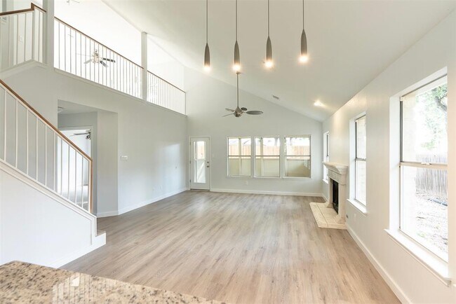 2511 Stenson Dr in Cedar Park, TX - Foto de edificio - Building Photo
