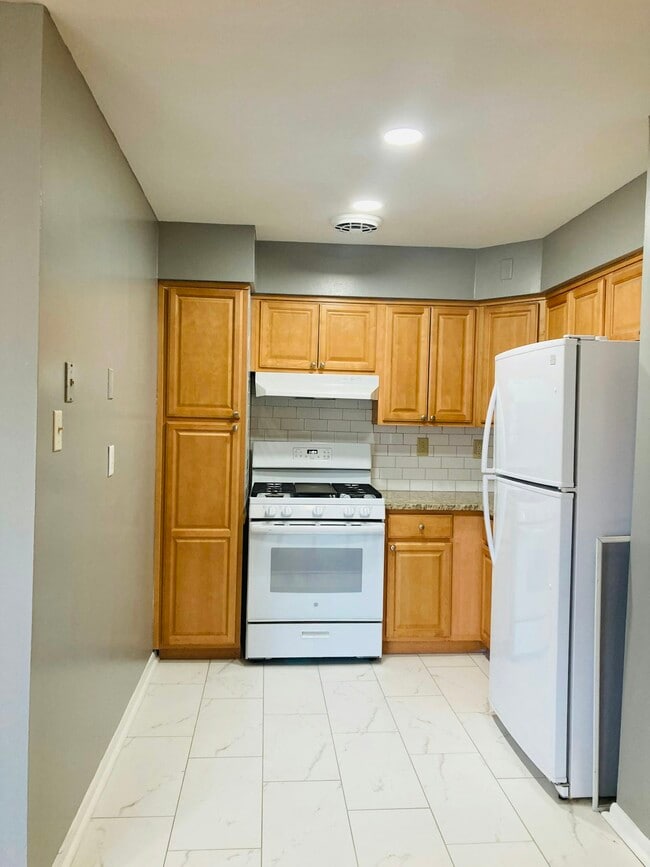 2649 Wentworth Rd in Philadelphia, PA - Building Photo - Building Photo