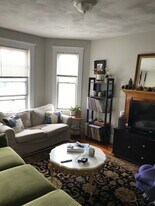 39 Foster St, Unit 1 in Boston, MA - Building Photo