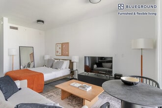 230 NE 5th Ct in Miami, FL - Building Photo - Building Photo