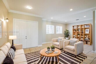 18686 SW 132nd Ave in Miami, FL - Building Photo - Building Photo