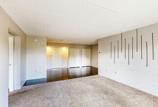 100 Boatswains Wy in Chelsea, MA - Building Photo - Building Photo