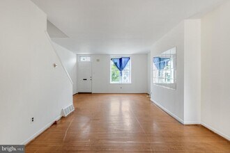 3306 Haverford Ave in Philadelphia, PA - Foto de edificio - Building Photo