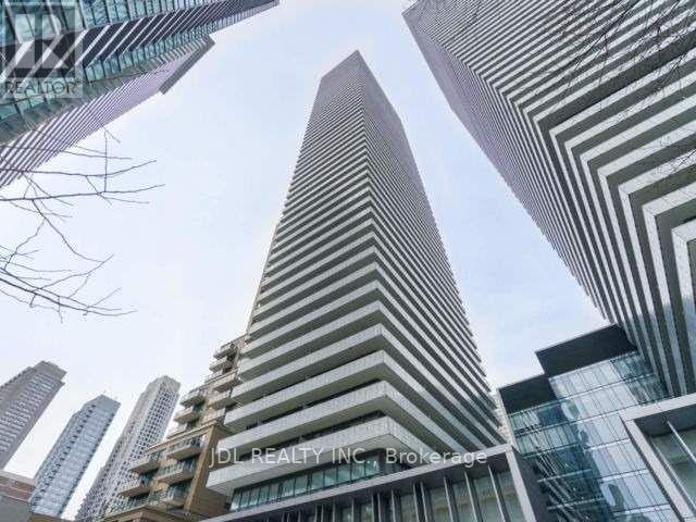 42-3242 Charles St E in Toronto, ON - Building Photo