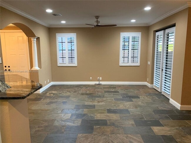 2727 Center Ct Dr in Weston, FL - Building Photo - Building Photo