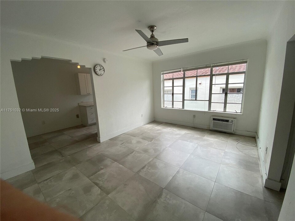 1611 Euclid Ave in Miami Beach, FL - Building Photo