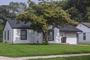 1623 S Kentwood Ave in Springfield, MO - Building Photo