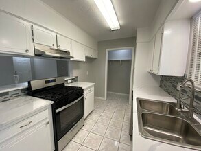 12730 Labelle Ln in Houston, TX - Building Photo - Building Photo